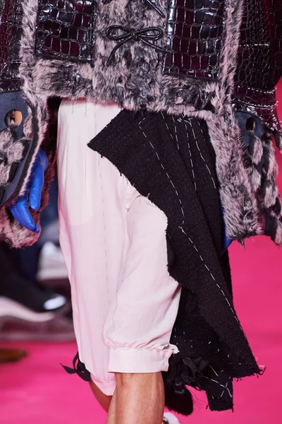 Look 57